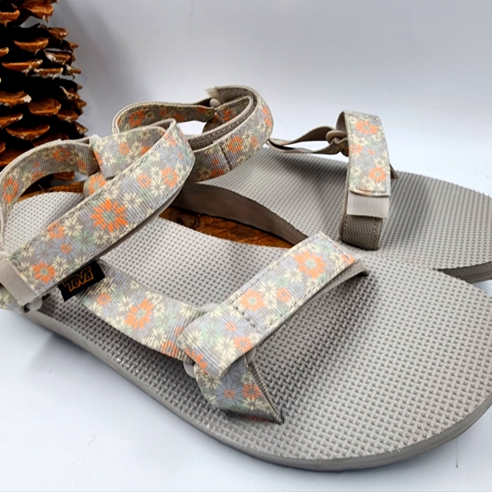 Teva Sandals Women Size 10 Original Hiking Flower Barefoot